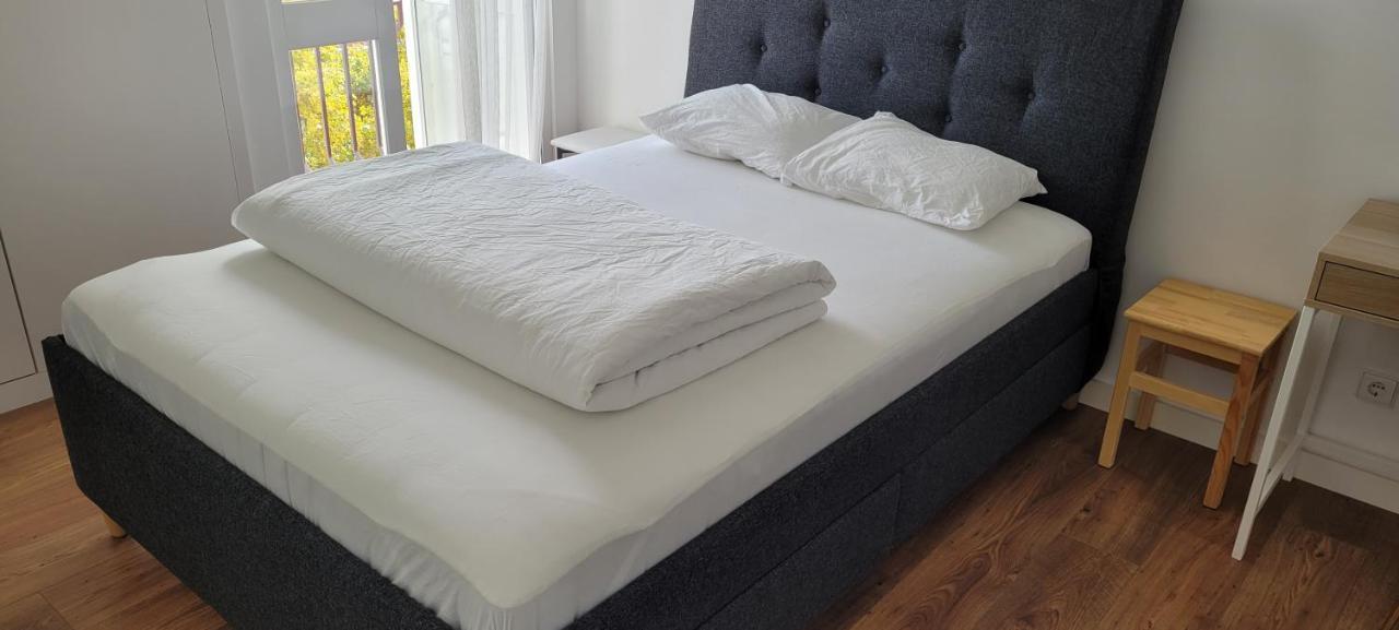 Comfy Near Metro & Airport Hospedagem domiciliar Lisboa
